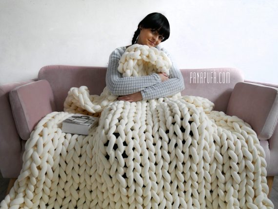 chunky-knit-blanket-tube-yarn-big-cotton-off- white-scandinavian-style