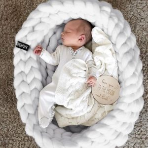 chunky-knit-organic-merino-natural-baby-nest-newborn-baby-shower-gift