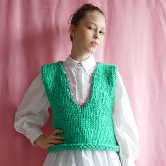 knit-vest-merino-sweater-colorful-merino-knitwer-collection-chunky-knit-merino-sweater-sustainable-fashion-trends-slow-production-panapufa