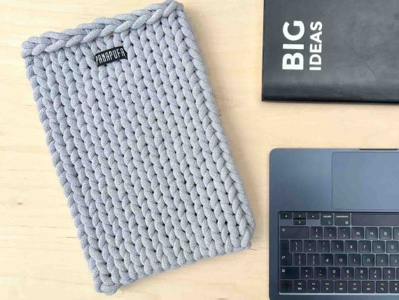 laptop-bag-laptopcase-macbook-case-laptoptasche-unique-gift-for-him-minimal-design-interior-lifestyle-trends-sustainable-4424-3