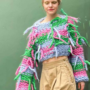 chunky-knit-fringes-merino-short-melange-handmade-handknitted-giant-yarn-sweater-pullover-oversize-bulky-wool-jumper-cardigan-0693-2