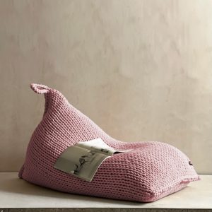 GIANT-BEAN-BAG-POUF-TERRACE-OUTDOOR-contemporary-sustainable-interior-design-pink