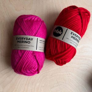 chunky-merino-yarn-hope-wool-diy-creative-knit-kits-for-chunky-beanie-cardigan-nbk-natural-born-knitters-9857